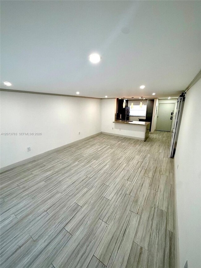 Building Photo - 4000 NE 170th St