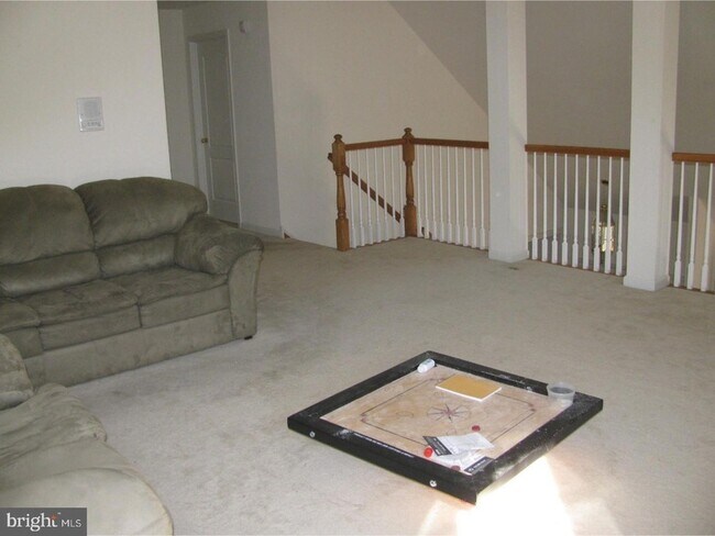 Building Photo - 218 Silverbell Ct