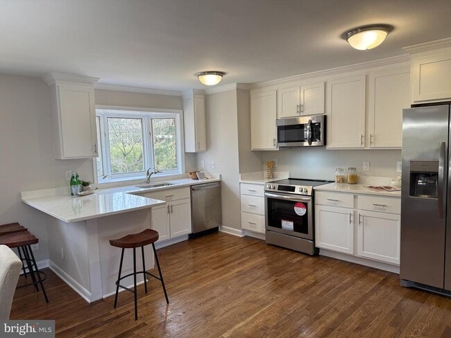 Building Photo - 1101 Dead Run Dr