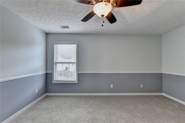 Building Photo - 3067 Kentmere Dr