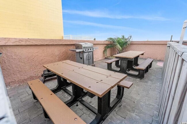 Building Photo - 1501 S Ocean Blvd