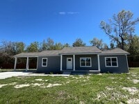 Building Photo - Newer 2 Bedroom, 2 Bath home in Lake City