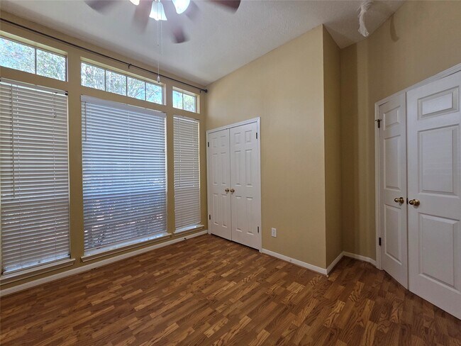 Building Photo - 6903 Springcrest Ct