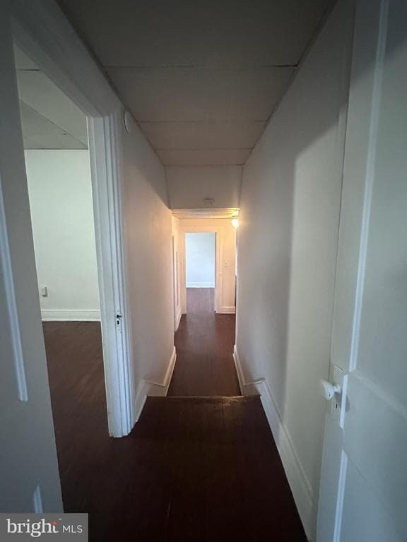 Building Photo - 17 E Walnut St