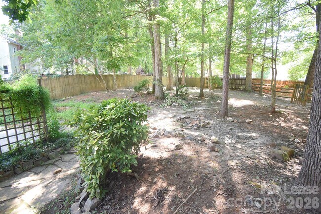 Building Photo - 3704 Wind Ridge Pl