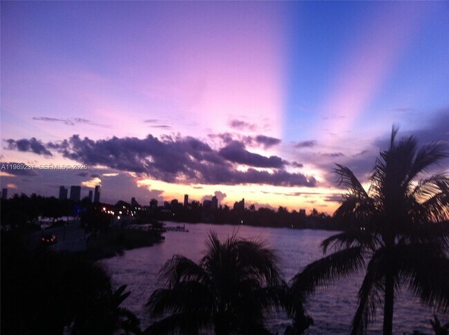 Building Photo - 1 Century Ln