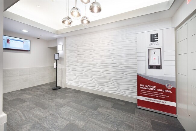 Building Photo - 108 Peterborough St