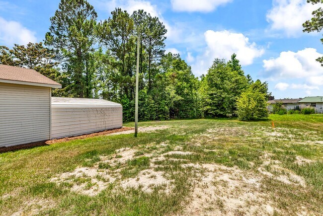 Building Photo - 1354 Rogers Rd
