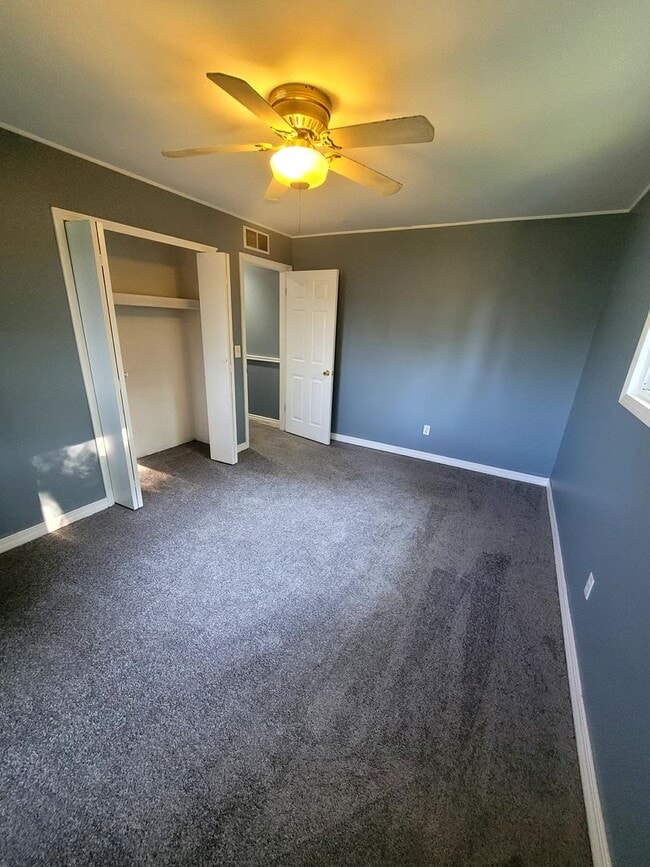 Building Photo - 4 Bedroom home in Roseville