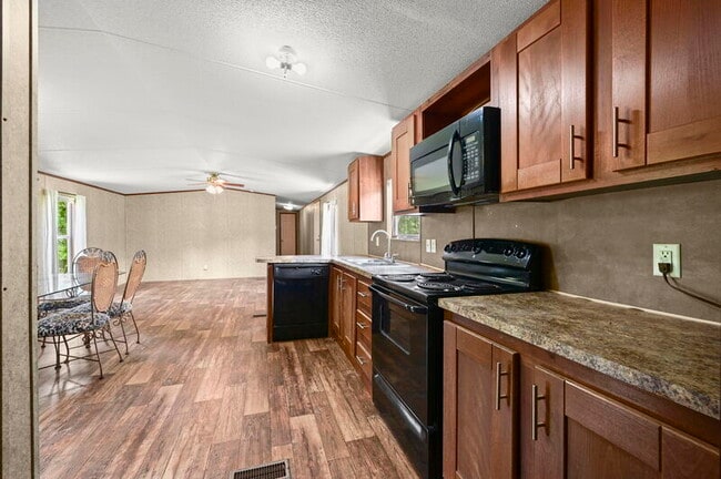 Building Photo - 12742 Galloway Garden Ln