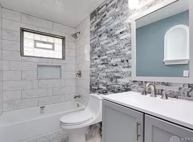 Building Photo - 1621 Linnbrook Dr