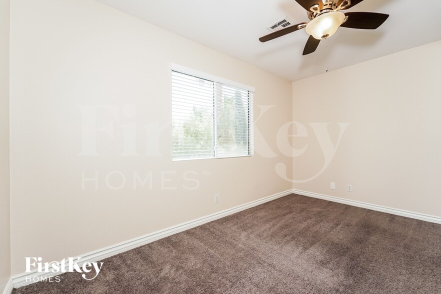 Building Photo - 6528 Feather Peak St