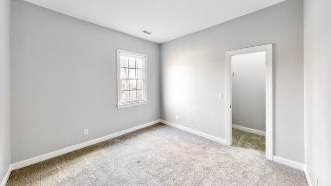 Building Photo - 7819 Red Oaks Trail