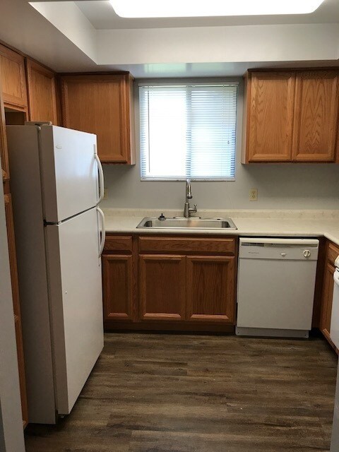 Building Photo - Coming Soon - 3/2 in Tanglewood