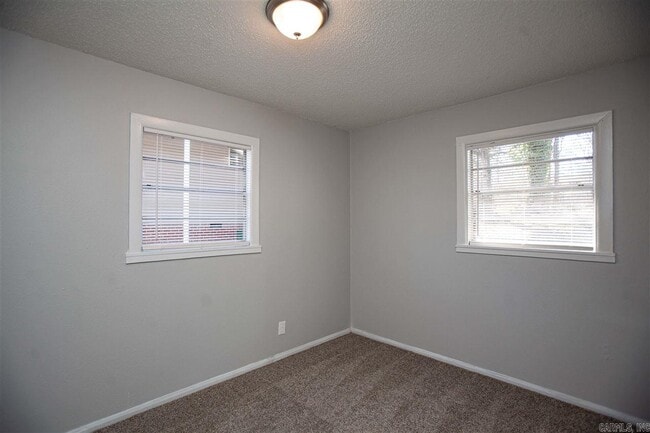 Building Photo - 2018 S Tyler St