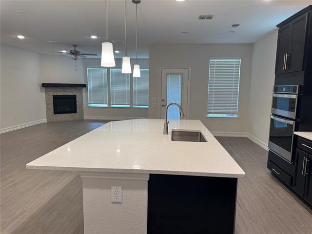 Building Photo - 2724 Southampton Dr