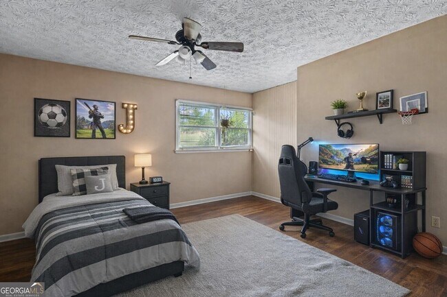 Building Photo - 6780 Johnson Rd