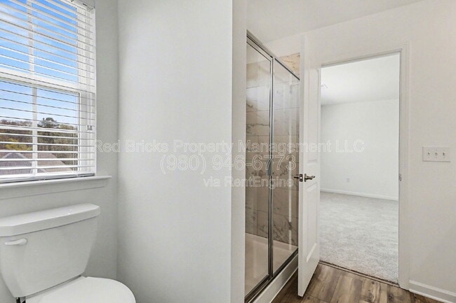 Building Photo - 1706 Heron Ct