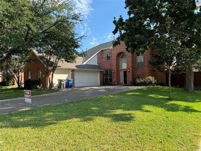 Building Photo - 1407 Lighthouse Ln