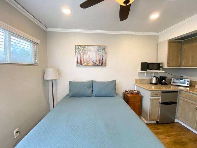 Building Photo - 3210 Felton St