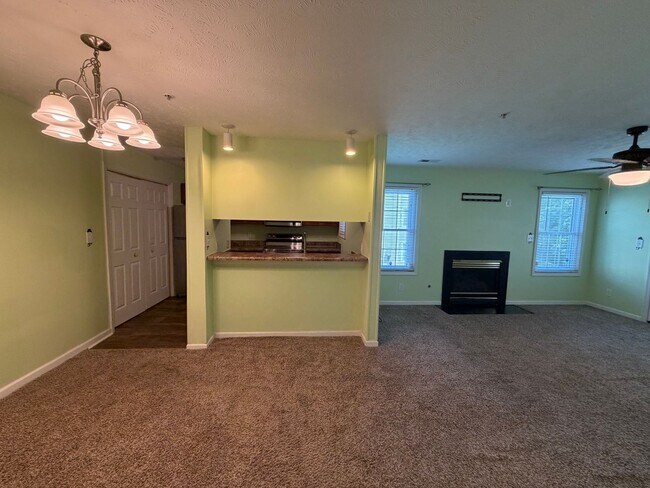 Building Photo - 341 Waterdown Dr