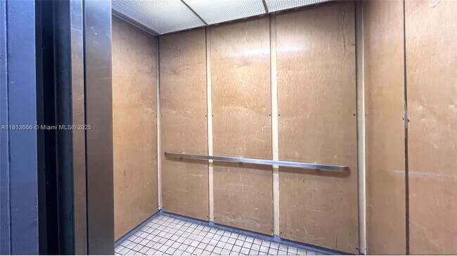 Building Photo - 13255 SW 88th Ln