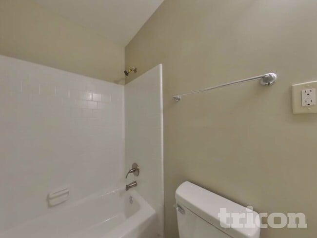 Building Photo - 2463 Yolanda Trail