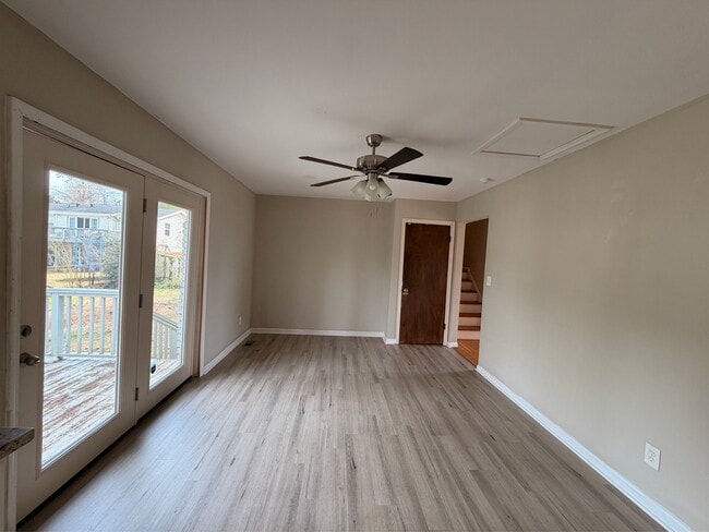 Building Photo - 1092 Sherbrooke Dr