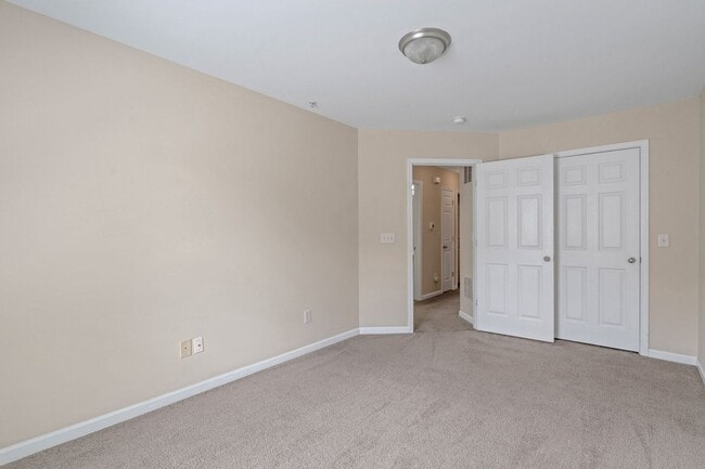 Building Photo - 5110 Neuse Commons Ln