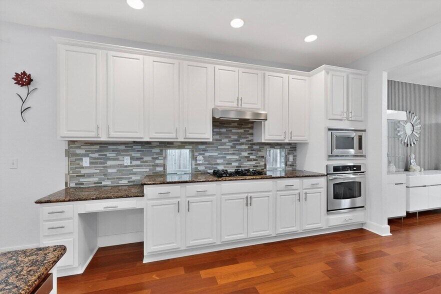 Building Photo - 2659 Salorn Way