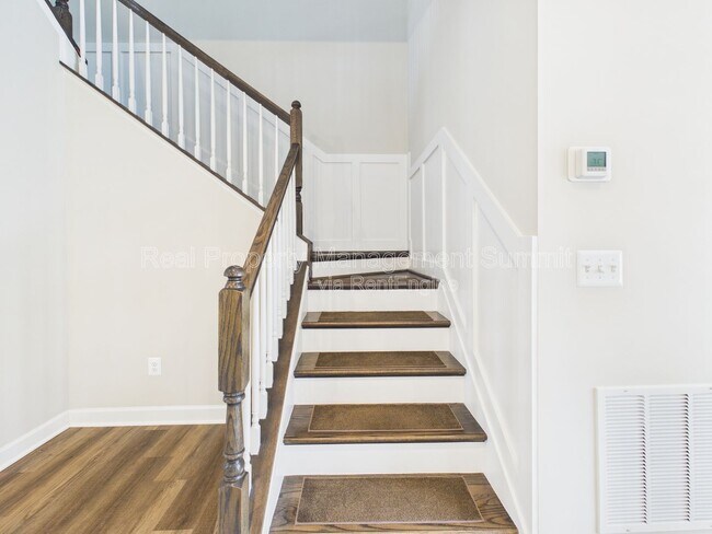 Building Photo - 3284 Charleston Blvd