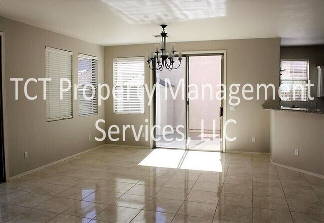 Building Photo - Beautiful 3 bedroom, 3 bathroom home in Mesa!