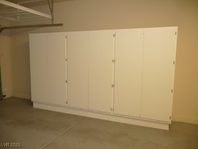 Building Photo - 7405 Port Charlotte Ave