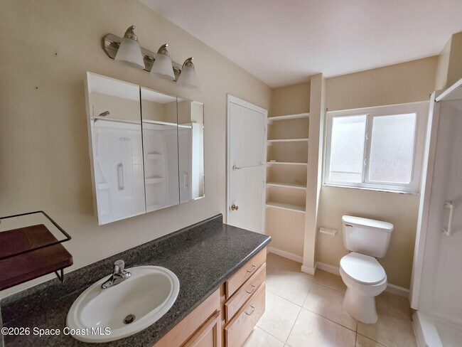 Building Photo - 443 Tewksbury Ln NE