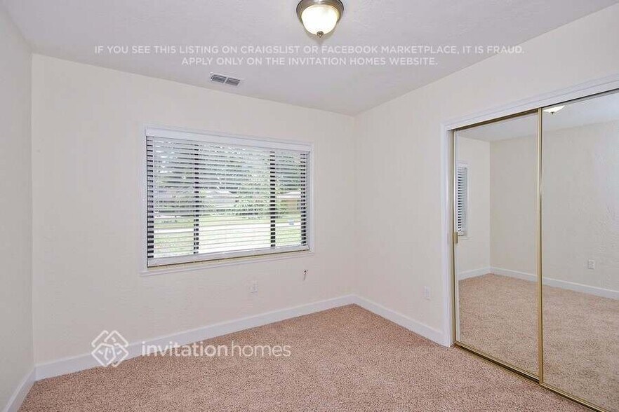 Building Photo - 840 Huntington Pl