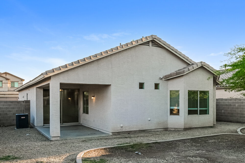 Building Photo - 11722 W Lincoln St