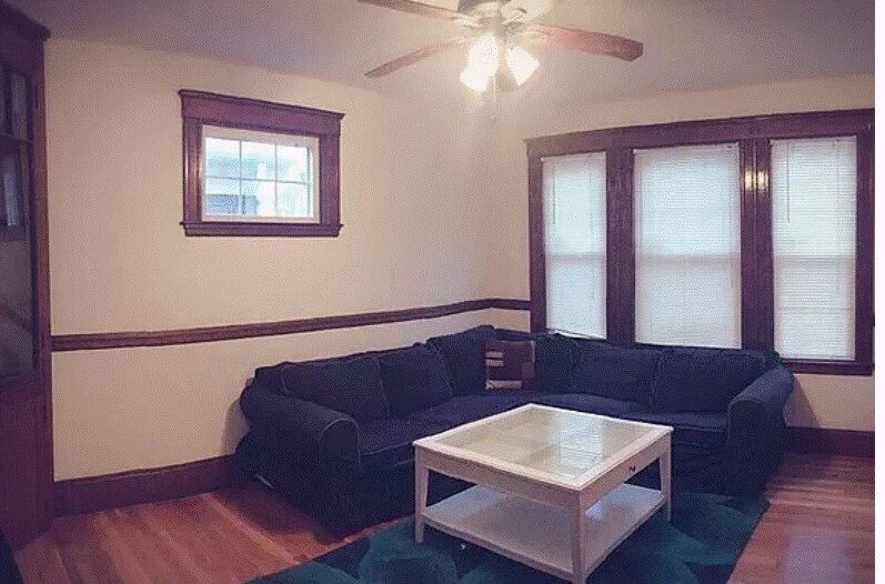 Primary Photo - 68 Belden St