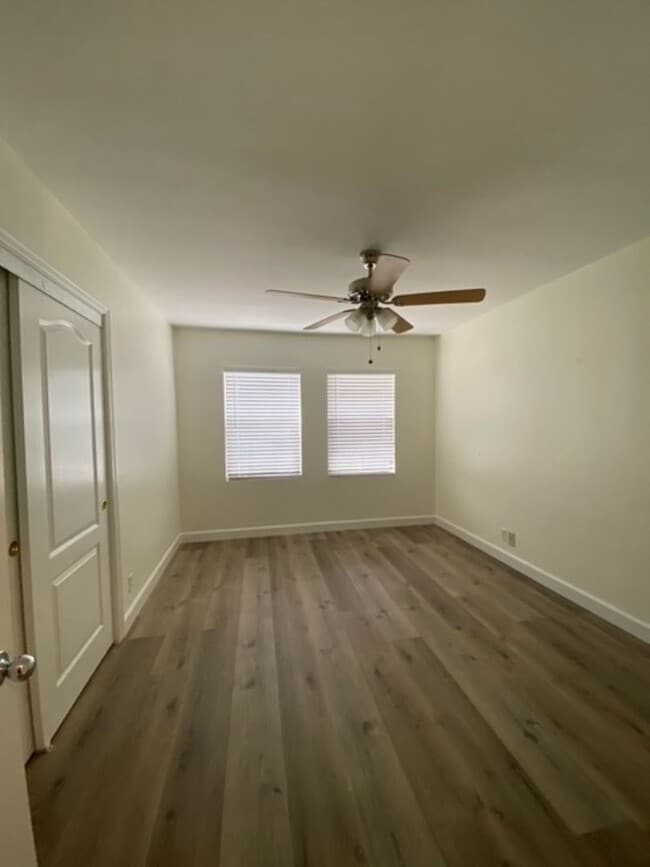 Building Photo - Charming Oleander Home