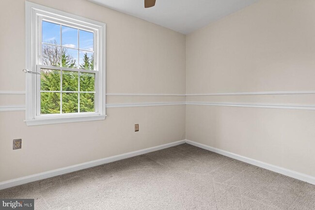 Building Photo - 10610 High Beach Ct