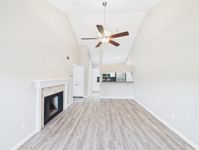 Building Photo - 8055 Cambridge St