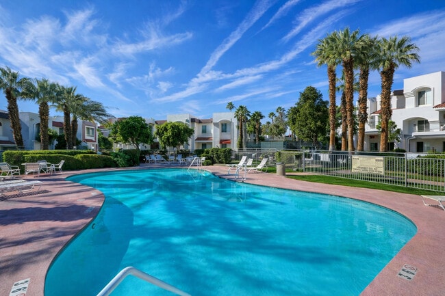 Building Photo - 401 El Cielo Rd