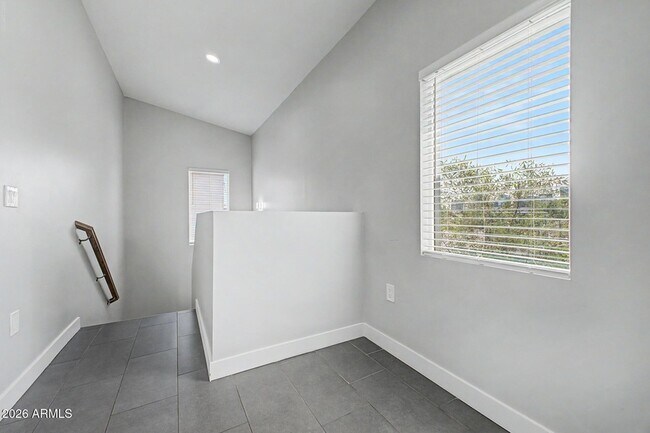 Building Photo - 1155 E Fillmore St