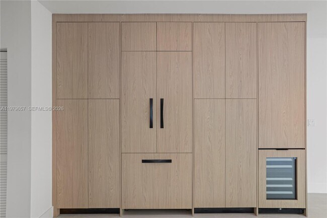 Building Photo - 3187 SW 23rd St