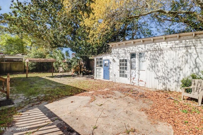 Building Photo - 187 Bilmarsan Dr