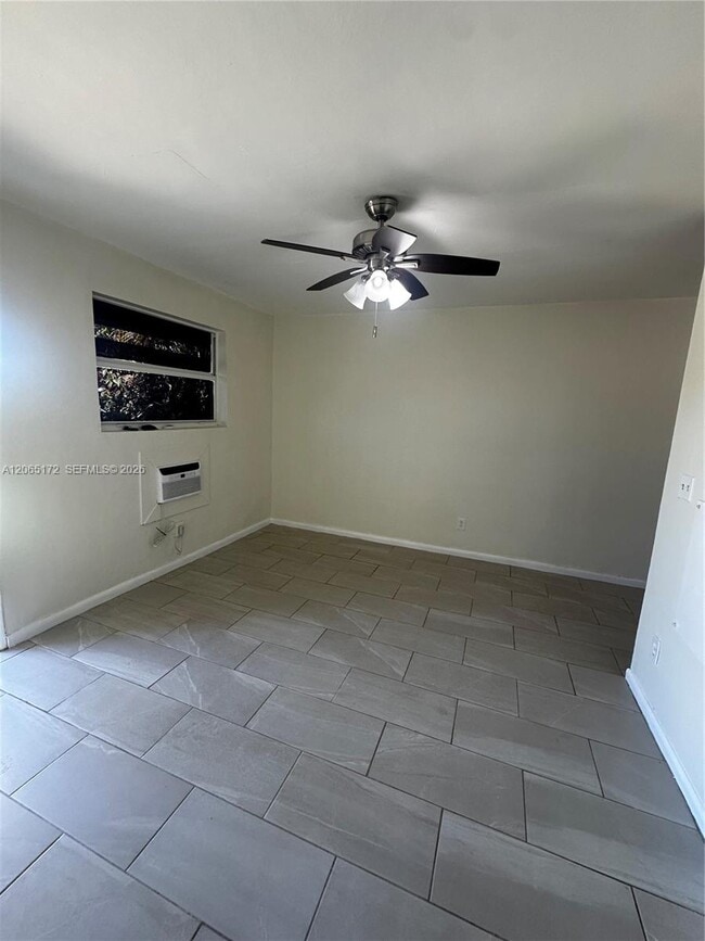 Building Photo - 26447 SW 139th Ave