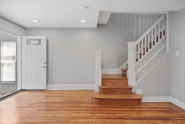 Building Photo - 3 bedroom 1 bath home in Cobbs Creek