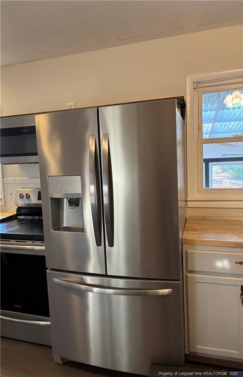 Building Photo - 422 Lansdowne Rd