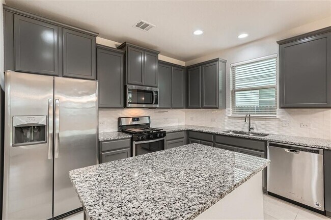 Building Photo - 232 Brady Creek Wy