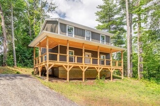 Building Photo - 204 Cascade Rdg Rd