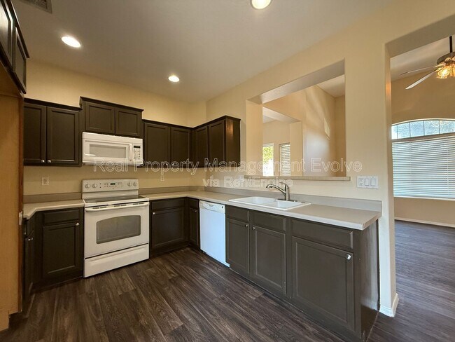 Building Photo - 8323 W Sheridan St